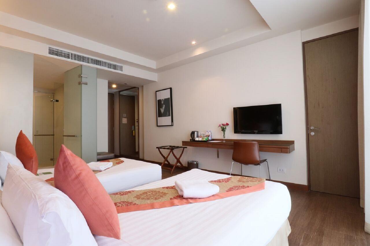 On 8 Sukhumvit Nana Bangkok By Compass Hospitality Hotel Esterno foto